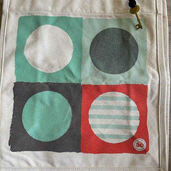 Fossil Cotton Canvas Tote Bag with Key Charm 30 Year Anniversary 2014 - Picture 2 of 9